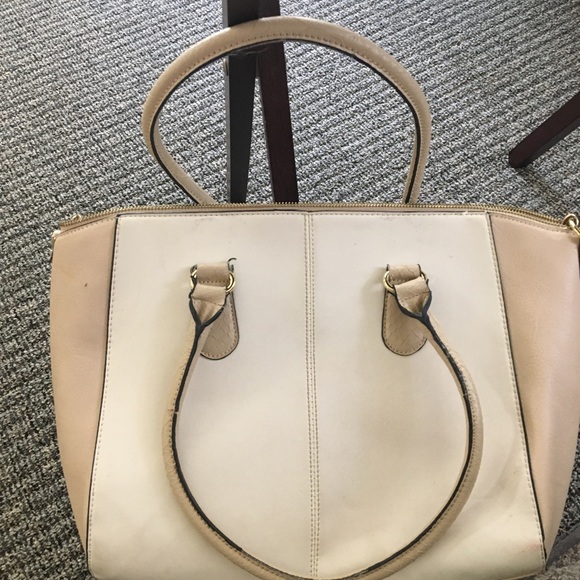 Woman’s shoulder purse by Mossimo - Picture 2 of 5